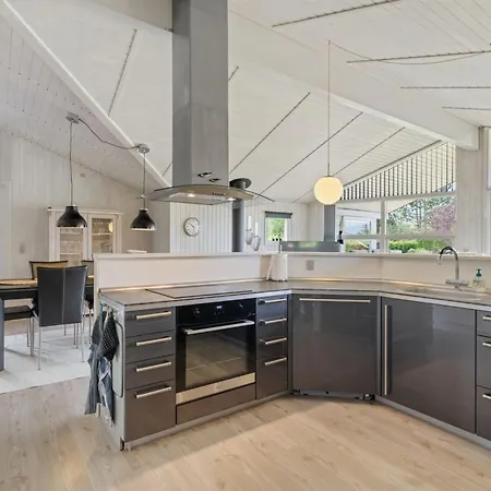 Frederikke - 875m From The Sea By Interhome *