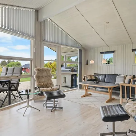 Vakantiehuis Frederikke - 875m From The Sea By Interhome
