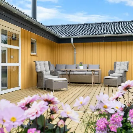 Vakantiehuis Frederikke - 875m From The Sea By Interhome
