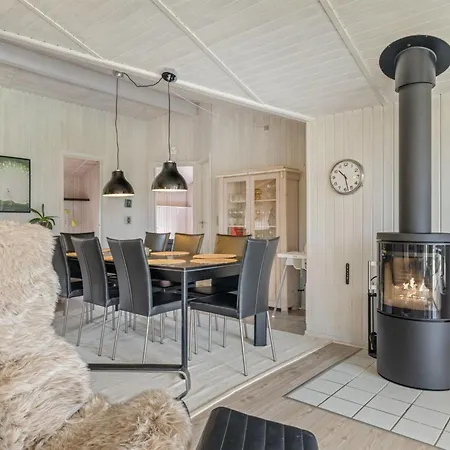 Vakantiehuis Frederikke - 875m From The Sea By Interhome *