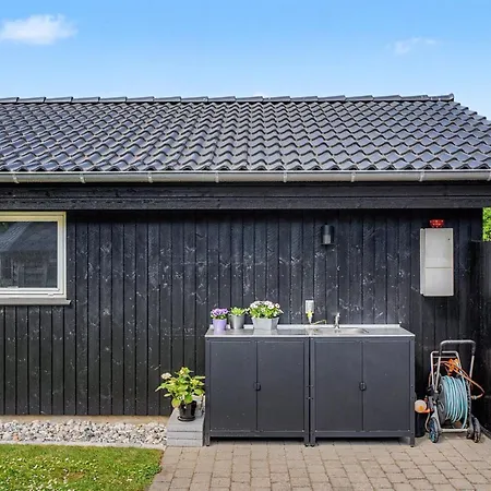 Frederikke - 875m From The Sea By Interhome